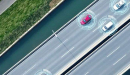 自動駕駛尋找“商業(yè)閉環(huán)”