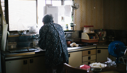 脖子上胳膊上都有皱纹，这就是老啊，仅此而已｜一周新书推荐