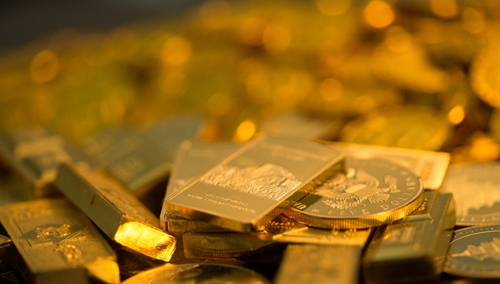 周大福,周六福,黄金,IPO,消费