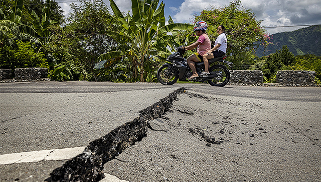 【图集】7.0级地震，菲律宾阿布拉省宣布进入灾难状态