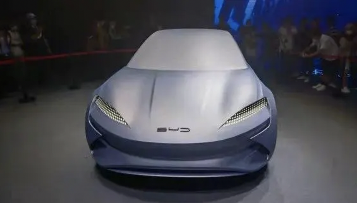 闪电快讯 | 首搭比亚迪CTB技术问世 海豹2个月斩获6万订单