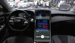 中国首部自动驾驶法规深圳生效，蔚小理、奔驰、威马和自动驾驶公司怎么看？