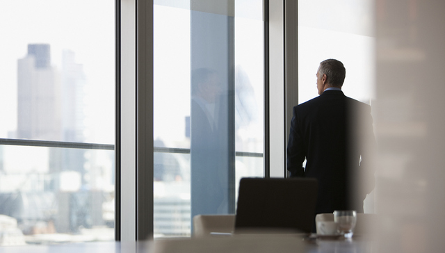 俞敏洪对话张朝阳：我们的公司都遇到过巨大困难，也都不算业界最好的公司