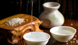 营销费用“一骑绝尘”，古井贡酒遭“唱空”