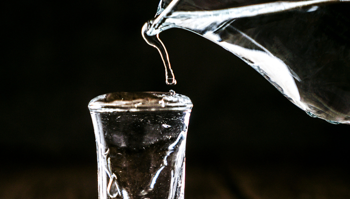 贵州茅台,,业绩,股价