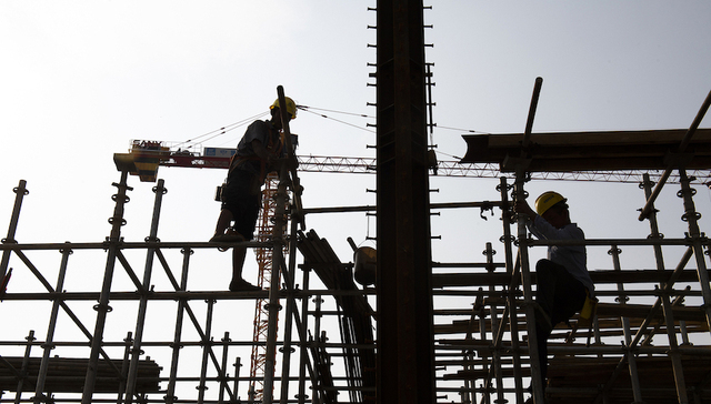 关于政府债务的五个问题：有无上限，如何化解