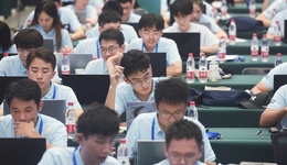 二季度大学生就业报告：芯片业招聘岗位增长最多，互联网依然是用人大户