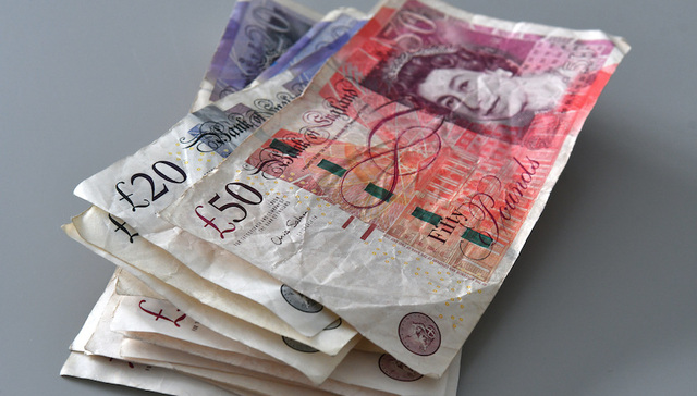 英国激进加息50个基点，经济增长乏力担忧加剧