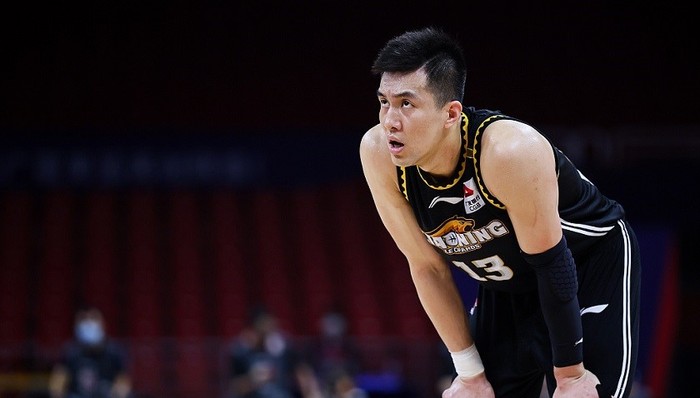 CBA再现闹剧：郭艾伦铁定要走，辽宁男篮决心不放