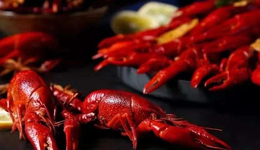 预制菜顶流信良记，小龙虾的生意经难念