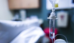 【追蹤】衛(wèi)健部門回應奧美醫(yī)療員工中毒：已介入調(diào)查，傷者仍在救治