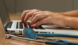 为了治好自己的“精神病”，有多少人在考心理咨询师？