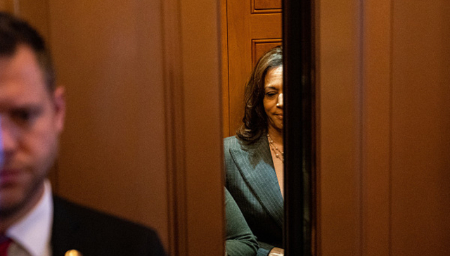 美国通胀削减法案：丰田插电混动或成最大赢家，中国电池供应链短期内难以被取代