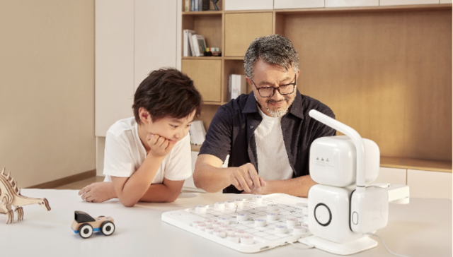 闪电快讯｜商汤发布AI下棋机器人“元萝卜SenseRobot”，售价1999元