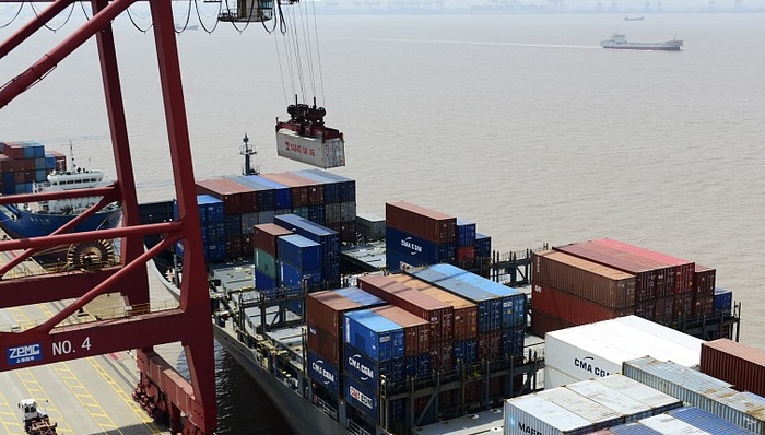 航运公司的周期性窘境：低收益时无人问，业绩暴涨惹非议