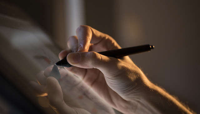 学校使用智能纸笔“监控”学生作业，厂家称数据已加密存储