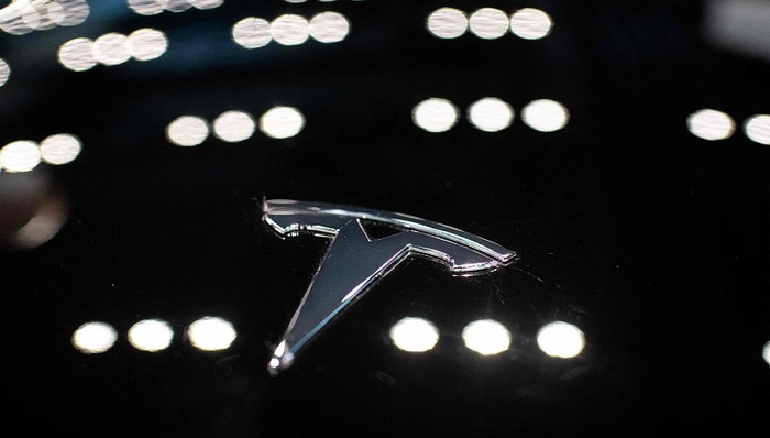 马斯克减持792万股特斯拉股票，特斯拉中国7月销量环比下跌64.2%