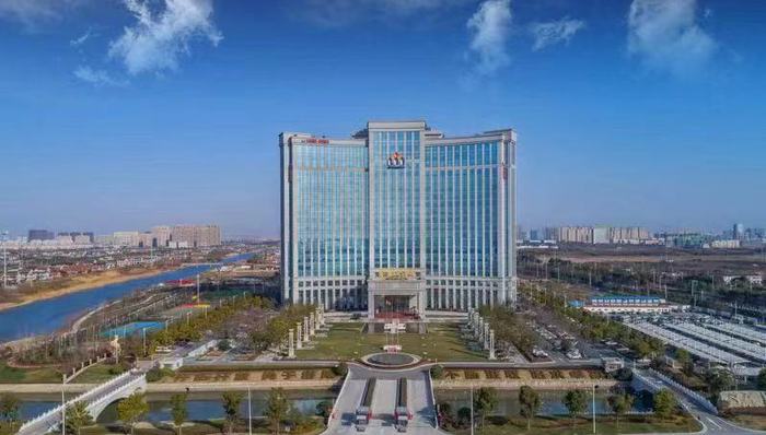 AMC,地产商,中国华融