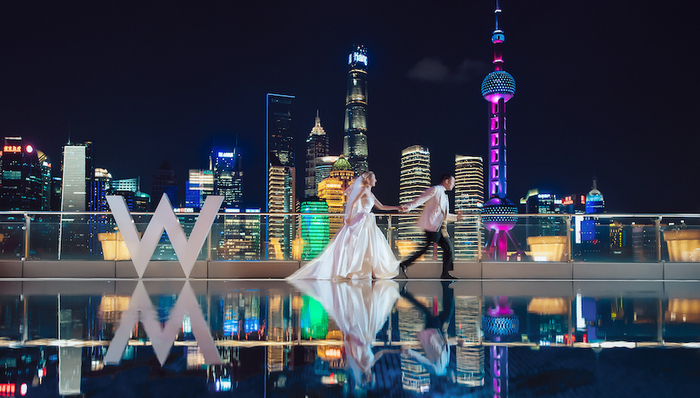 一周旅行指南 | 上海外滩W酒店打造梦幻潮婚游乐场，维京游轮庆祝成立25周年