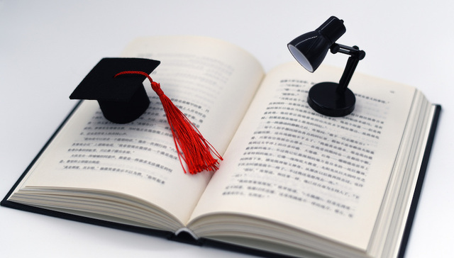 【评论】“考博热”值得关注，博导制度更需完善、健全