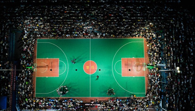 大众篮球火热，现场观战CUBA和超三联赛后姚明还想看看“村BA”