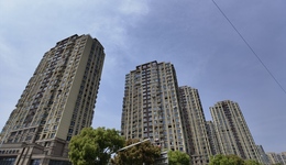 7月楼市再探底，政策工具箱还需“用足用好”