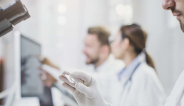 新规之下，化妆品检验机构将开始“抢人”？