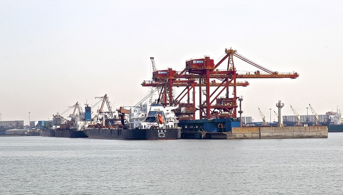 价值60亿元的铜精矿在港口不翼而飞，秦港股份澄清：与我无关