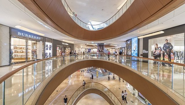 上半年收入下降两成，太古地产将在内地核心城市投资500亿港元