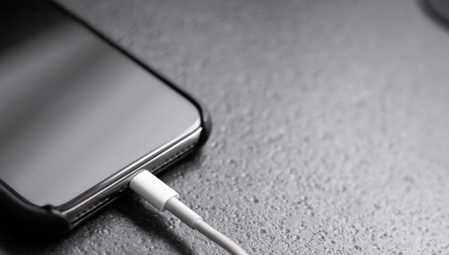 苹果,数码,iPhone,电源