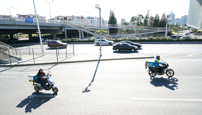 快餐连锁,乡村基,大米先生,老娘舅,老乡鸡,IPO,外卖,打工人