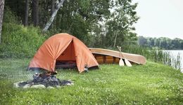 网红打卡地遭遇致命山洪，平台被卷入洪水滔天中