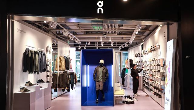 昂跑二季度营收再创新高，HOKA领衔小众跑鞋品牌崛起