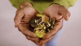 互聯網寒冬淘金熱：隱秘鐵軍地推App拉新，最高月入10萬