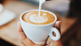 喝咖啡，吃雪糕，鐘薛高跨界突圍？