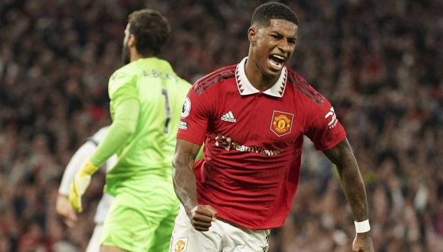 赢了“双红会”的曼联仍在出售转播权筹资，透支未来收入成了豪门解决危机的稻草