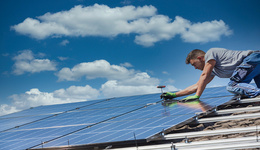 嚴(yán)打光伏行業(yè)哄抬價格、囤積居奇，三部門出手