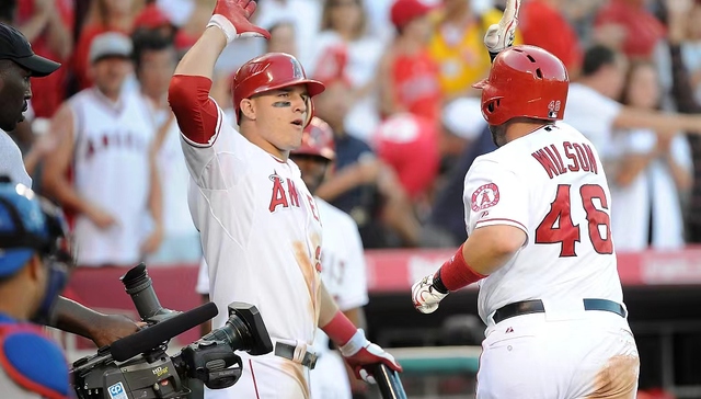 买卖频繁、出售球队可获利，北美职业体育放弃运营转向新选择