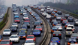 30萬(wàn)造車(chē)大軍 : 斥資3000億的冒險(xiǎn)實(shí)驗(yàn)