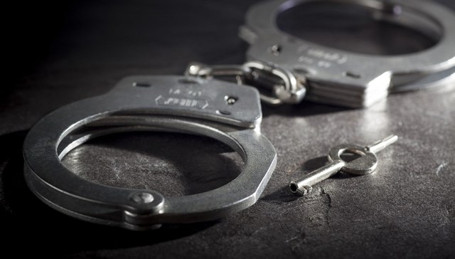 直通部委 | 警方两年来打掉涉黑恶团伙7009个 2021年电动自行车火灾升至1.8万余起