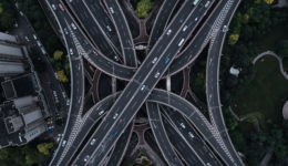 传统企业频陷数字化转型“试点困境”，老牌软件巨头SAP想这样破局