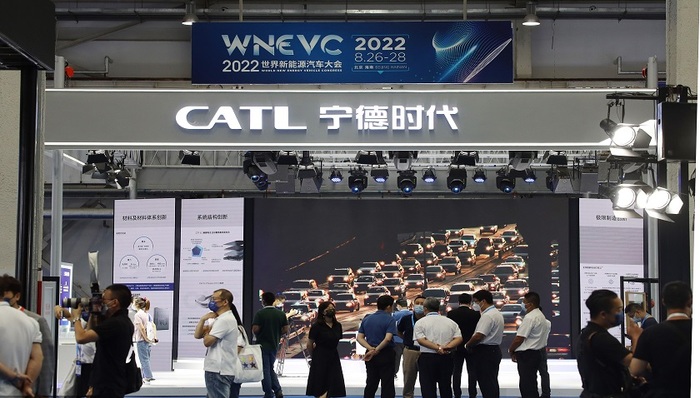 宁德时代曾毓群:中国电池行业碳足迹研究已明显落后