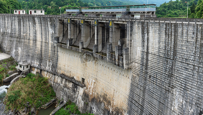 川投能源,半年报,分红