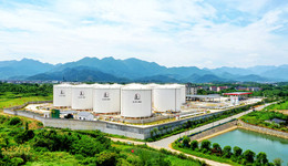 中国石化半年挣了445亿，在“三桶油”中净利增幅最小