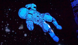 18家动漫公司的上半年，11家赚钱，最高赚1322万，7家亏损，最高亏1.3亿