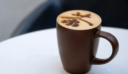 茶顏悅色，進(jìn)退兩難