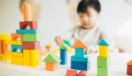 超三成婴幼儿家庭有入托需求，但托育机构发展面临“三大难”