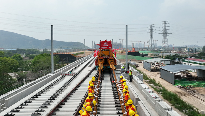 南沿江铺轨、北沿江获批，上海和南京间将有4条高铁