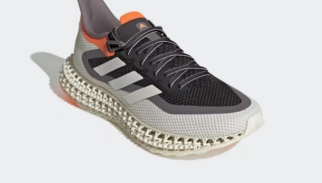 一周运动新品 | 阿迪达斯4D跑鞋迎新，Jordan复古来袭