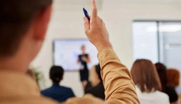 为了开学，我置办了苹果 “全家桶”